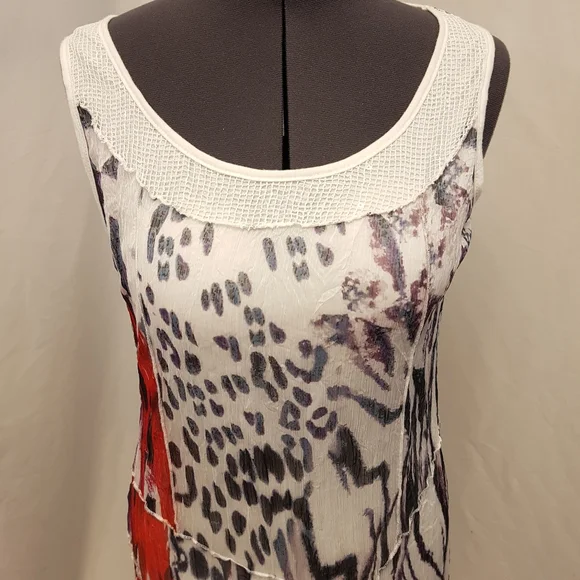 So pretty, NWT, Elena Wang dress. - Picture 2 of 11